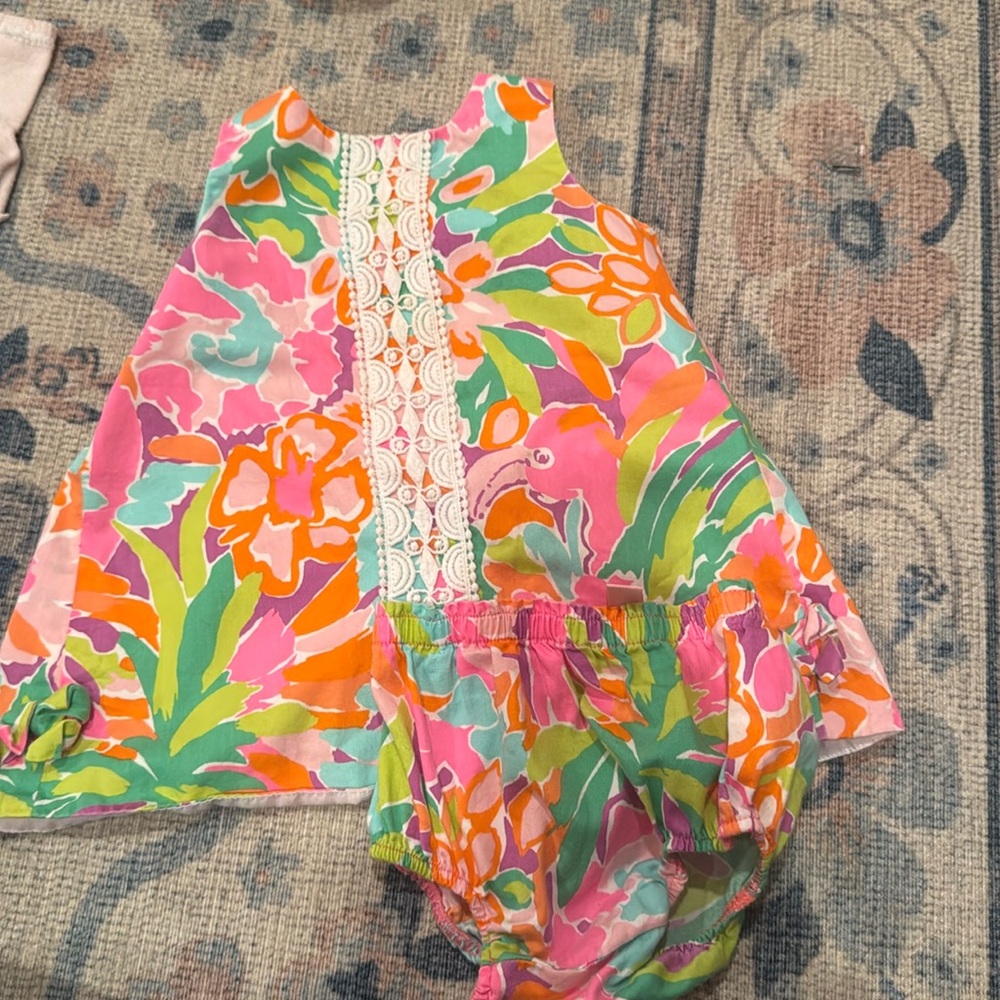 Euc Lilly Pulitzer baby shift set in lulu print